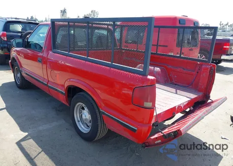 2000 Chevrolet S-10 Ls из США, поврежденный, VIN 1GCCS1443Y8110130